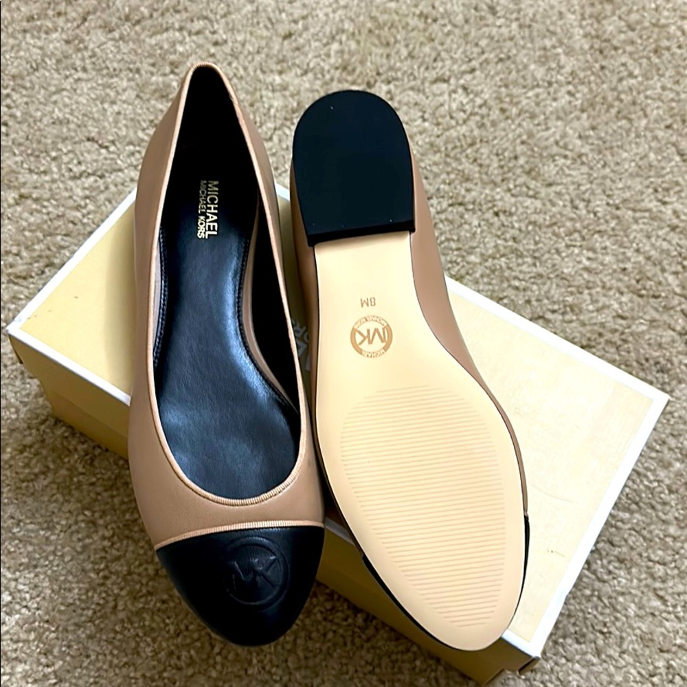 NWT Michael Kors flats